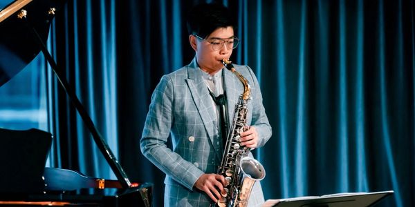 Hong Kong Saxophonist and Hong Kong Saxophone Tutor