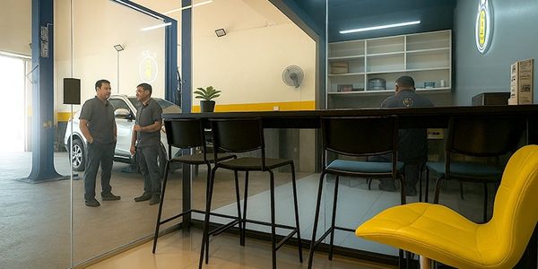 customer service, car repair, waiting area, comfortable wait, relaxing, friendly atmosphere, coffee