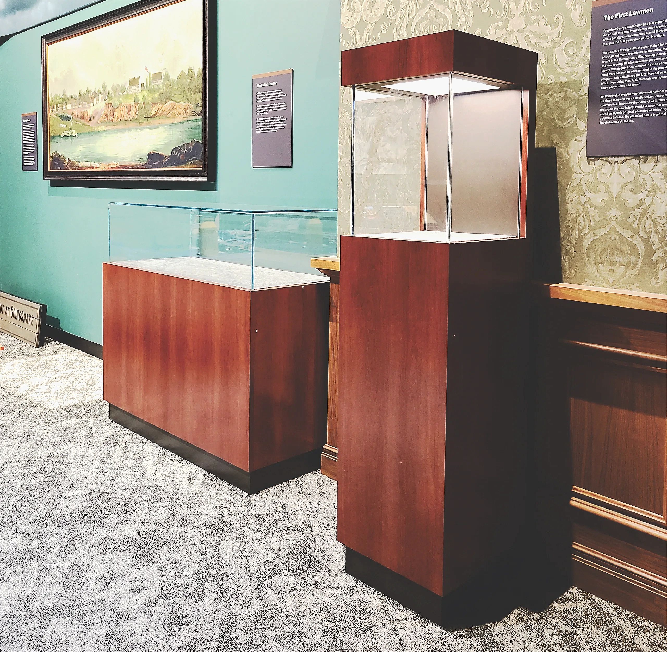 US Marshals Museum, Arkansas:
Air tight vitrines with desiccant chambers.
