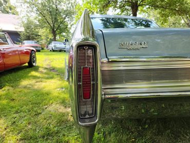 Cadillac Sedan DeVille 1965