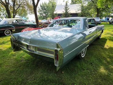 Cadillac Sedan DeVille 1965