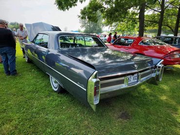Cadillac Sedan DeVille 1965