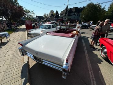 1963 Cadillac Coupe DeVille Convertible