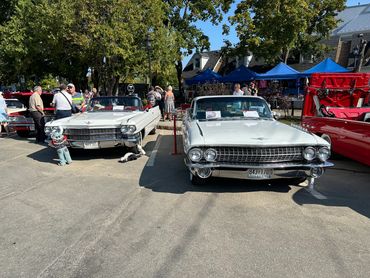 1963 Coupe DeVille et 1961 Series 62