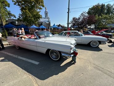 1963 Coupe DeVille et 1961 Series 62