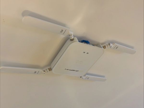 5G gateway installed by TechTV for a Software Defined WAN rollout. 