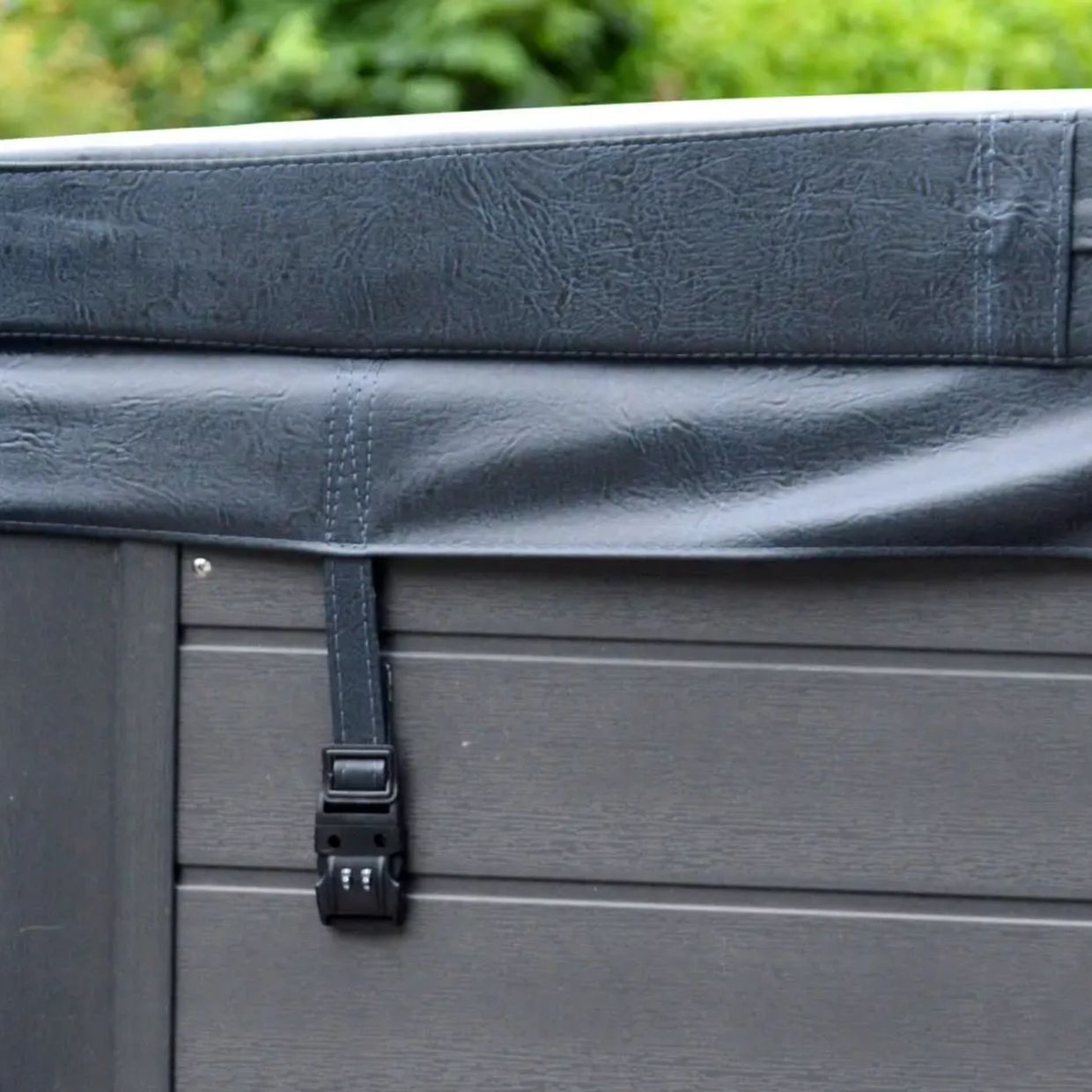 Aviemore Hot Tub Services are an official Hydropool dealer. Hot tub sales, servicing, maintenance and repairs.