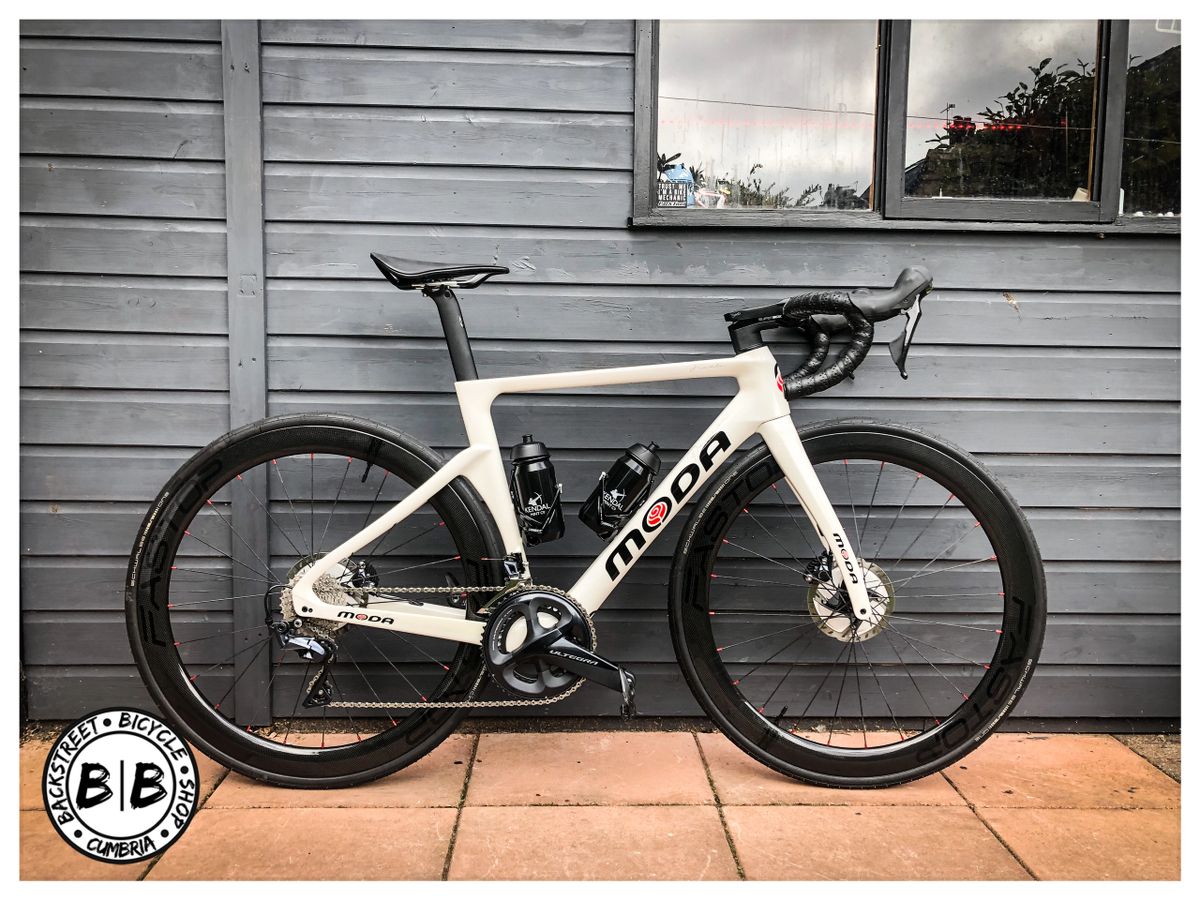Moda Finale Ultegra Carbon Disc Road Bike