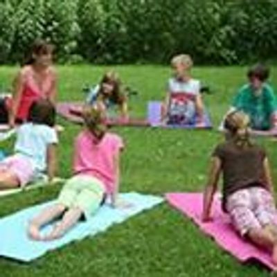 Yoga Party | Pine Valley Club
