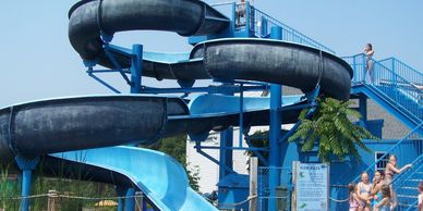 150' triple loop water slide