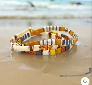 Fun at the beach or anywhere.  This versatile set is your everyday essential.