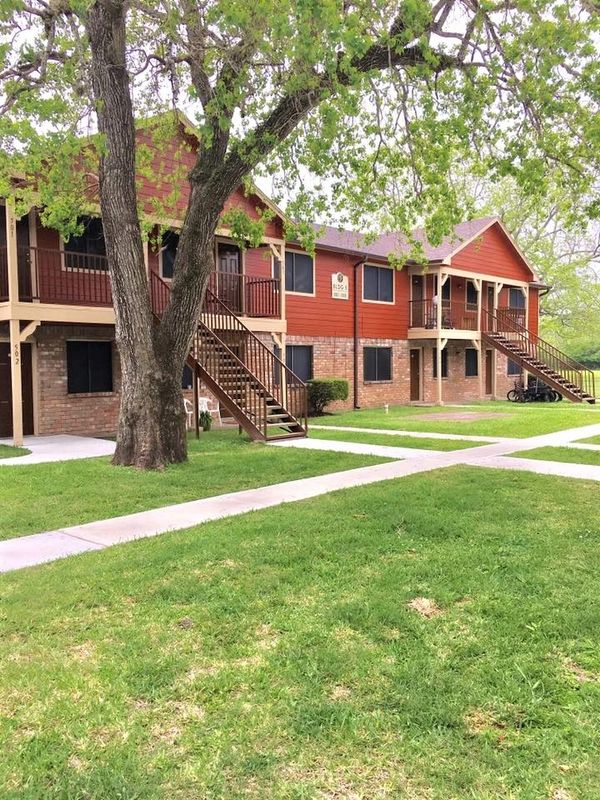 Ashley Court Apartments Ashley Court Apartments