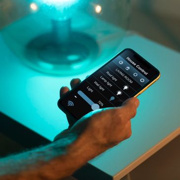 Get instant notifications on your smartphone and trigger a loud alarm, if some one try to intrude.