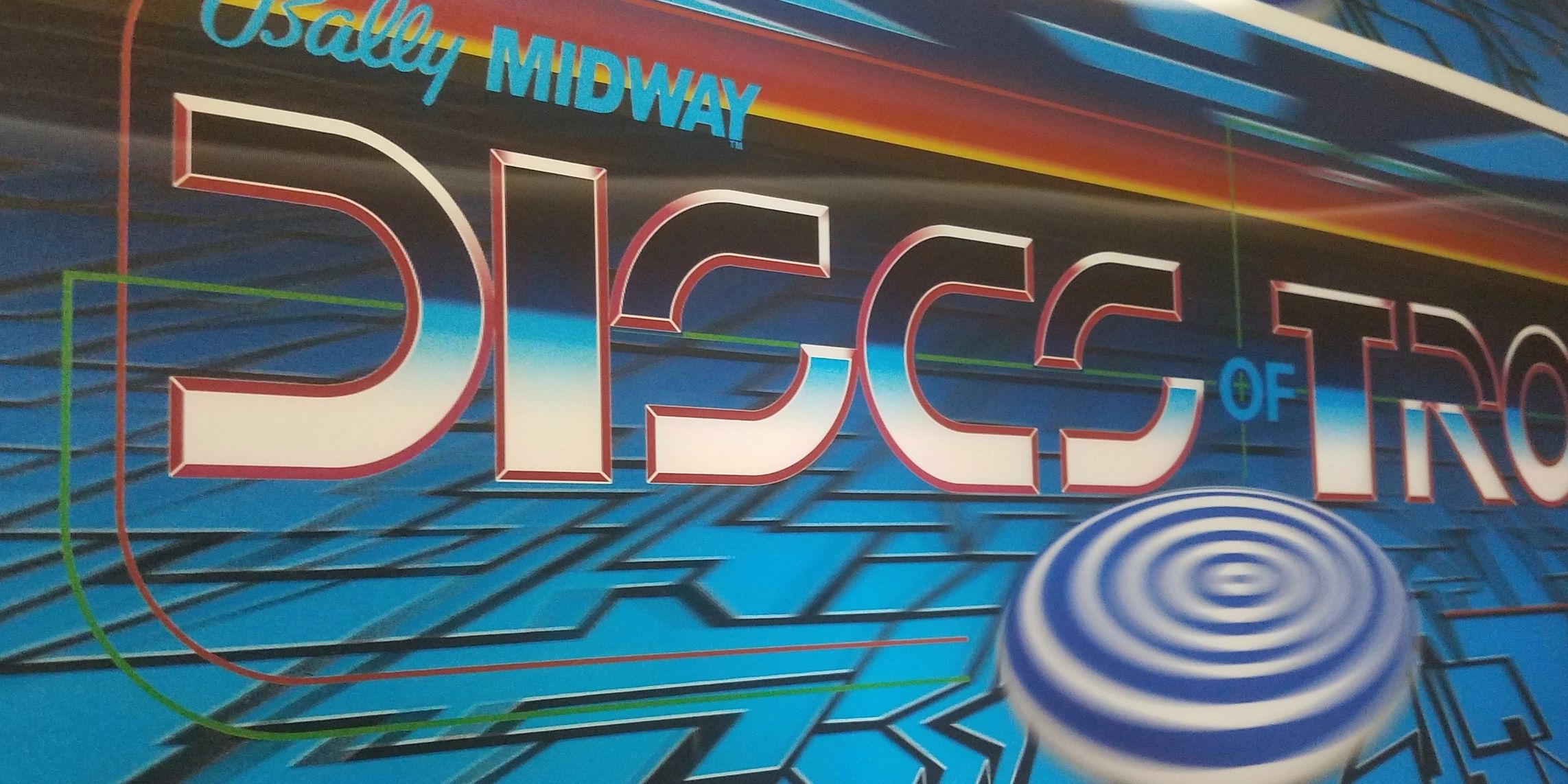 https://thisoldgame.com/shop/ols/products/discs-of-tron-3d-lenticular-marquee