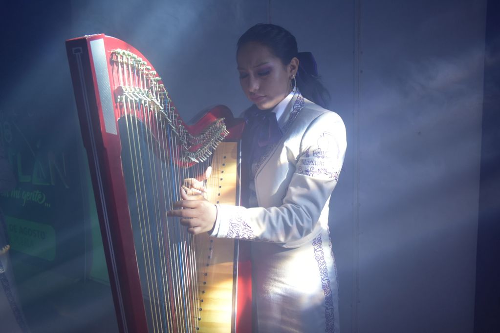 El Arpa es esencial en nuestro mariachi femenil, Nuestro Femenil Mariachi Puebla