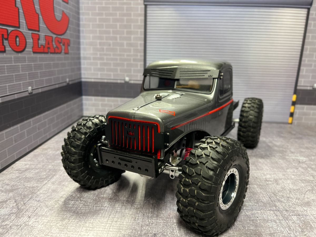 GRILLS, VISORS & ROOF RACKS