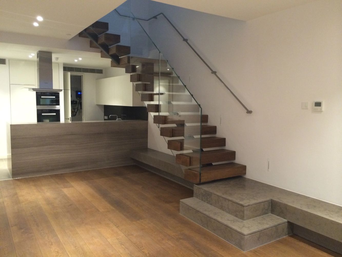Floating staircases, cantilevered staircases, bespoke staircases