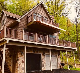 Keuka Lake Vacation Rental Lakefront new home water front vacation chalet cabin house home memories