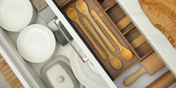 organized kitchen drawer