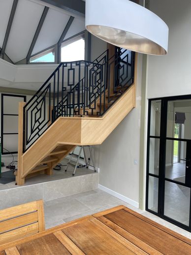 bespoke handrails for staircase, Bath
