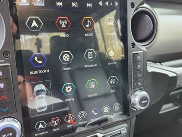 INSTALLATION OF A  LINKSWELL 12.1 T-STYLE ANDROID RADIO TABLET IN 2020 JEEP GLADIATOR 