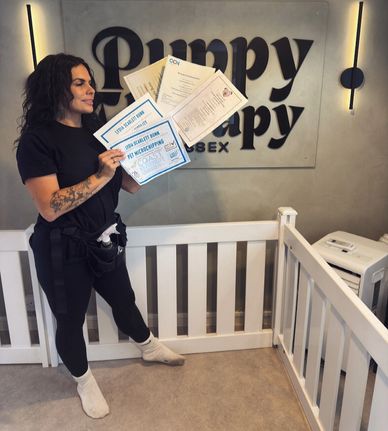 Lydia – Co-Founder of Puppy Therapy Sussex
