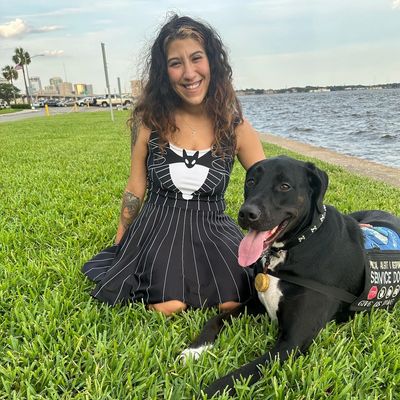 Trainer and her service dog 