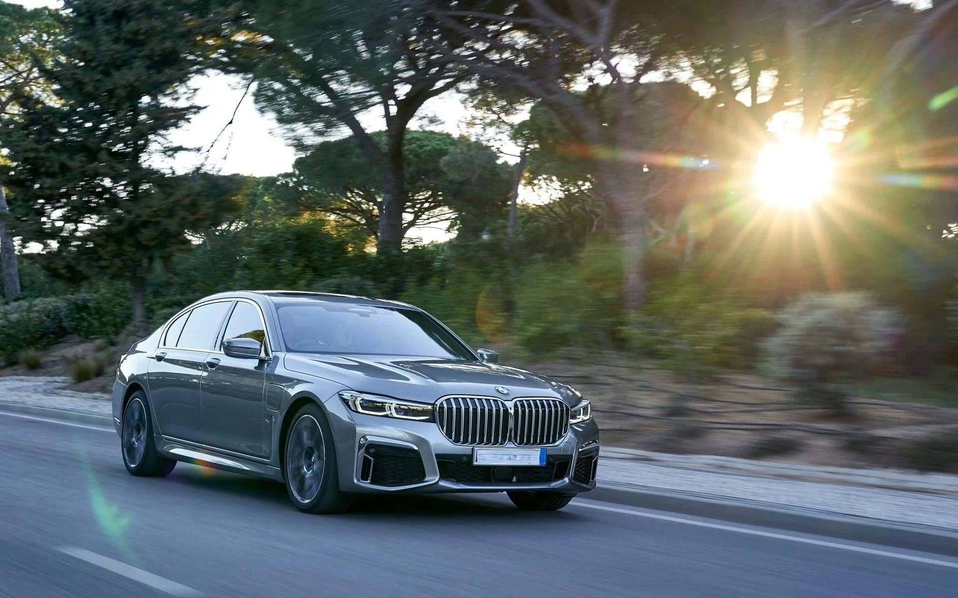 Taxi Southampton Gatwick Airport from £180.00