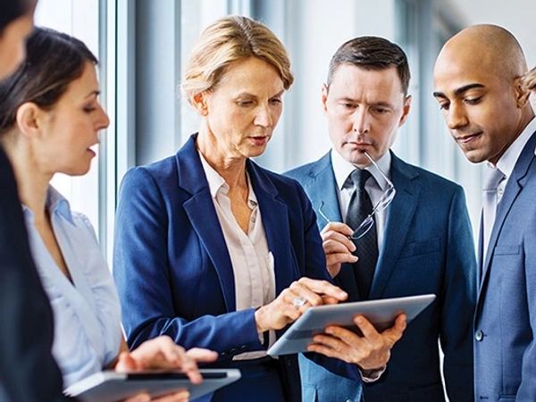 Nevaluer client management