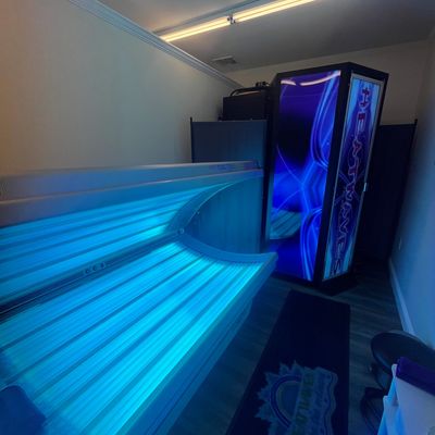 UV Lighting room at Heatwaves