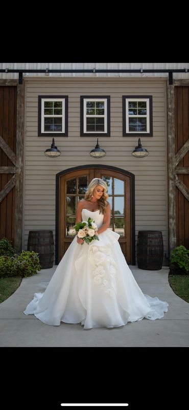 Beautiful venue with large barn doors.