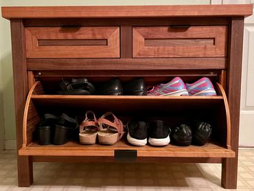 Our fine woodworking method uses hybrid building techniques for your custom furniture and cabinets.