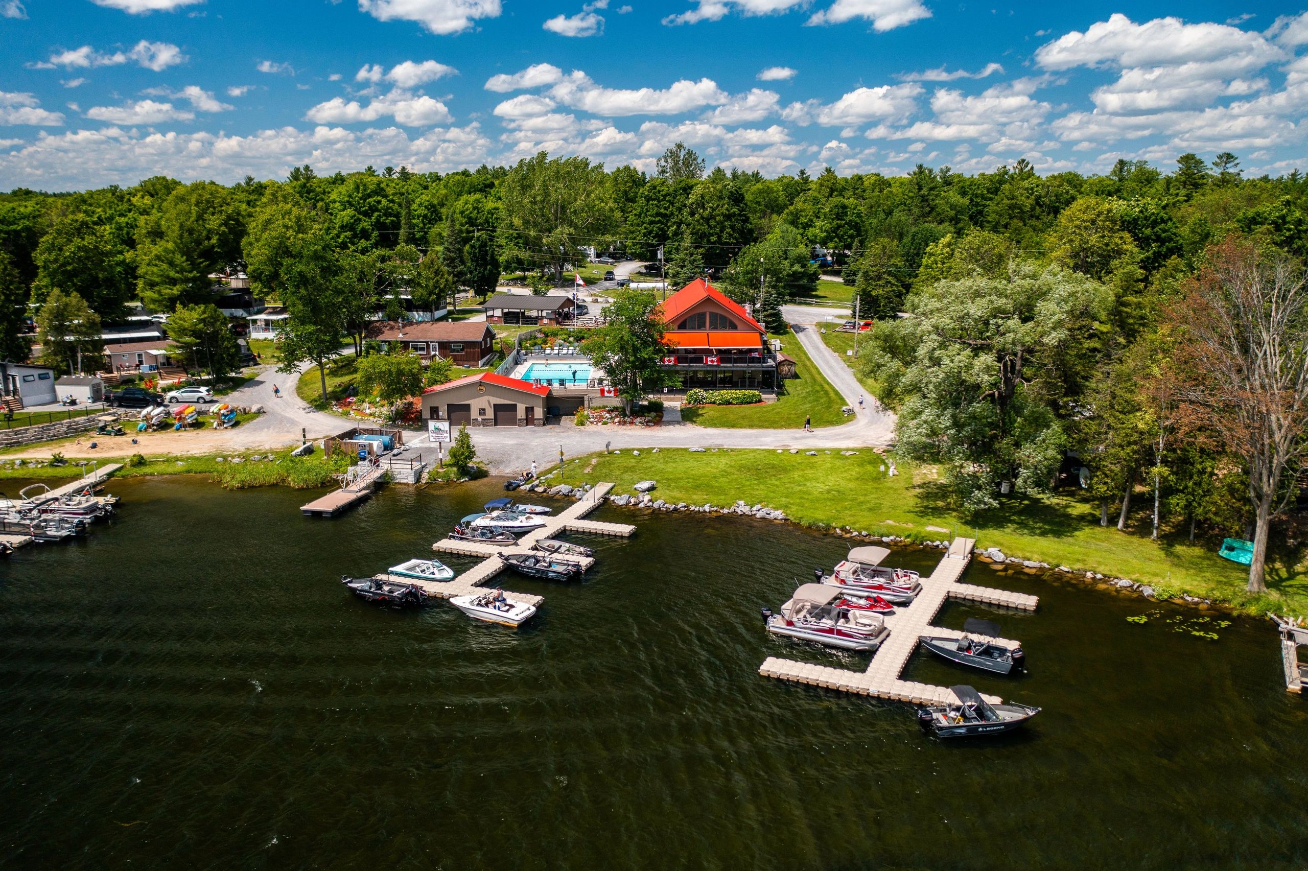 Escape to Cedar Cove: Your Minnesota Getaway Awaits