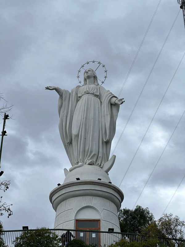 virgen de Cerro San Cristóbal