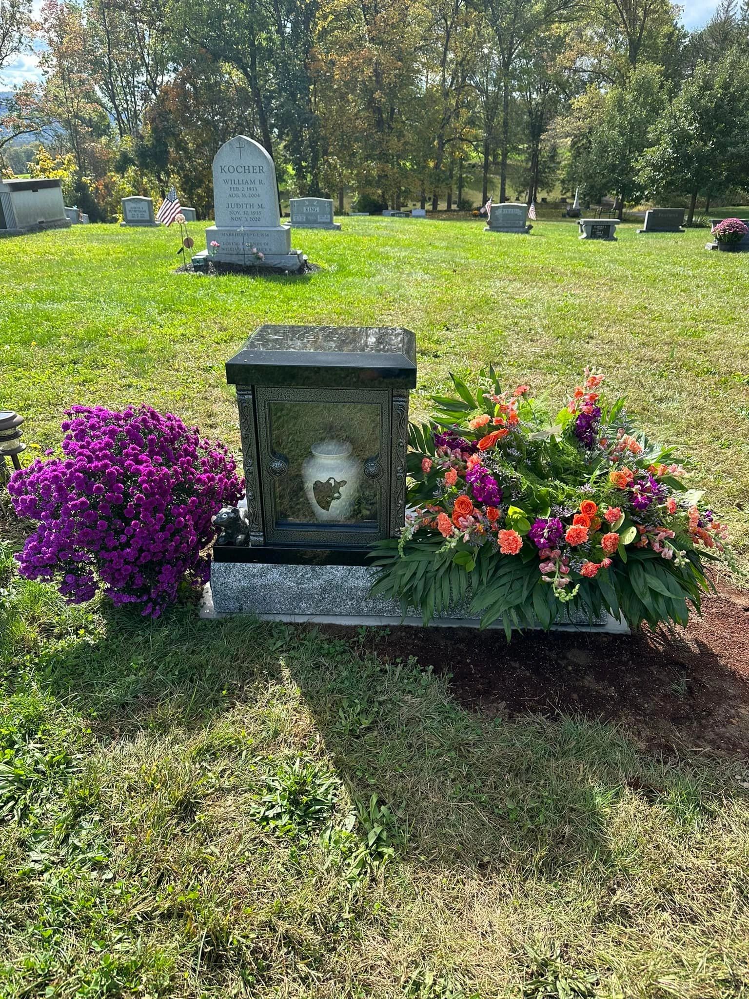 Custom Granite Monuments for Your Loved Ones