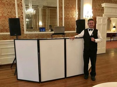 ProsOnly Entertainment DJ Robert Batson