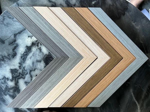 Canadian Made
Designer Gallery Wall
Silver Leaf Curatorial 
Vancouver Victoria Vintage