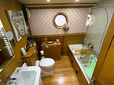 Rainbows End Bathroom