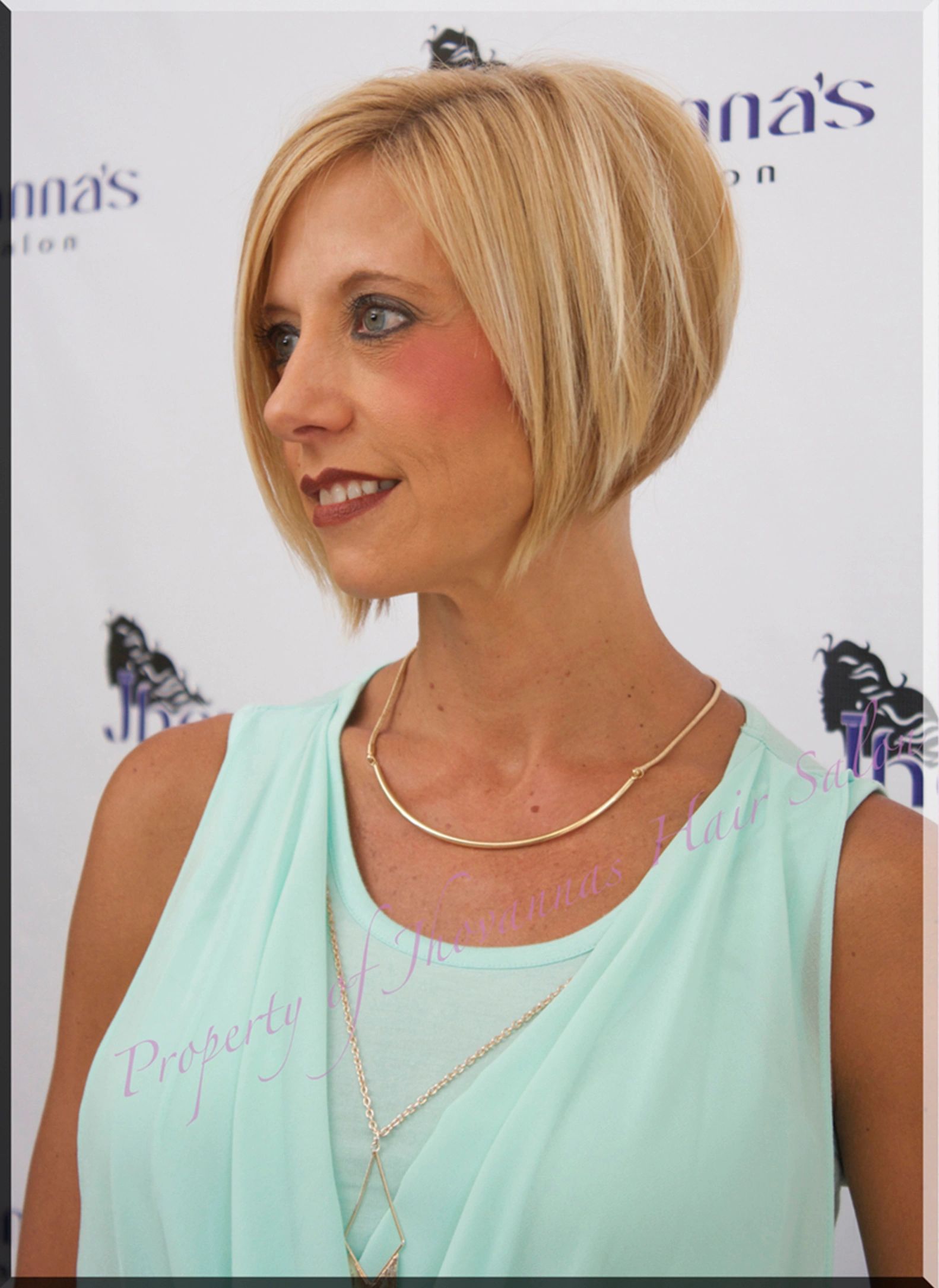 Social Media - Jhovannas Hair Salon Social Media - Jhovannas Hair Salon