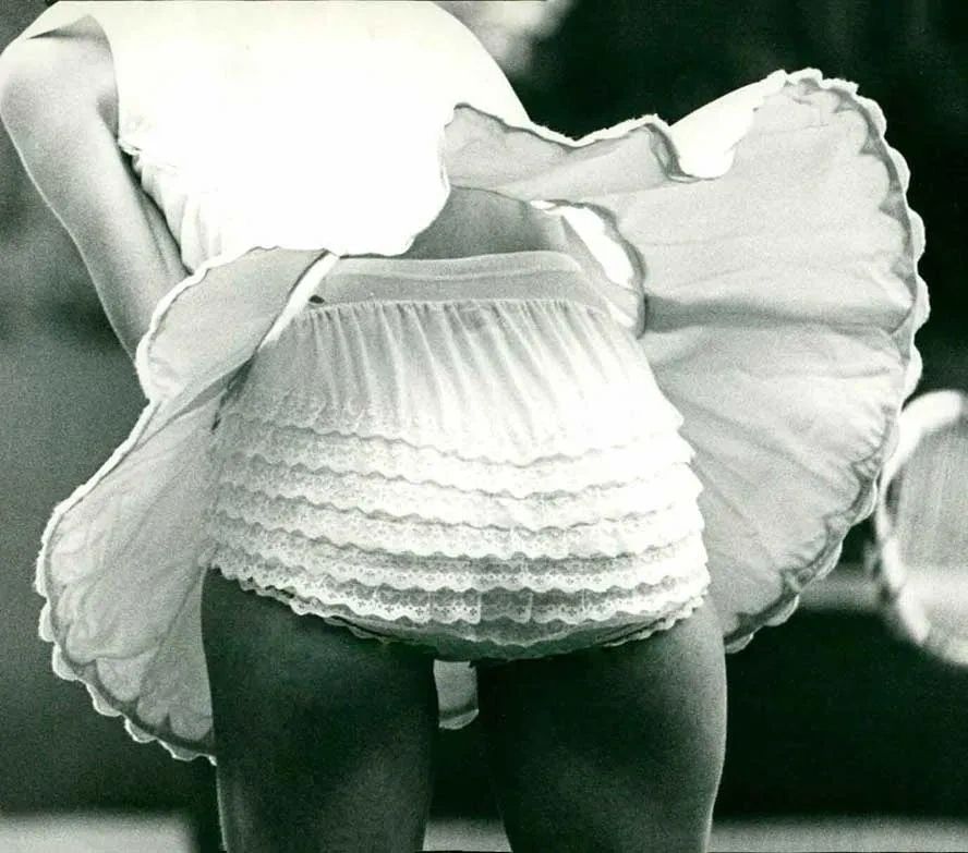 My vintage style ruffled frilly tennis knickers. Frilly panties. Rhumba