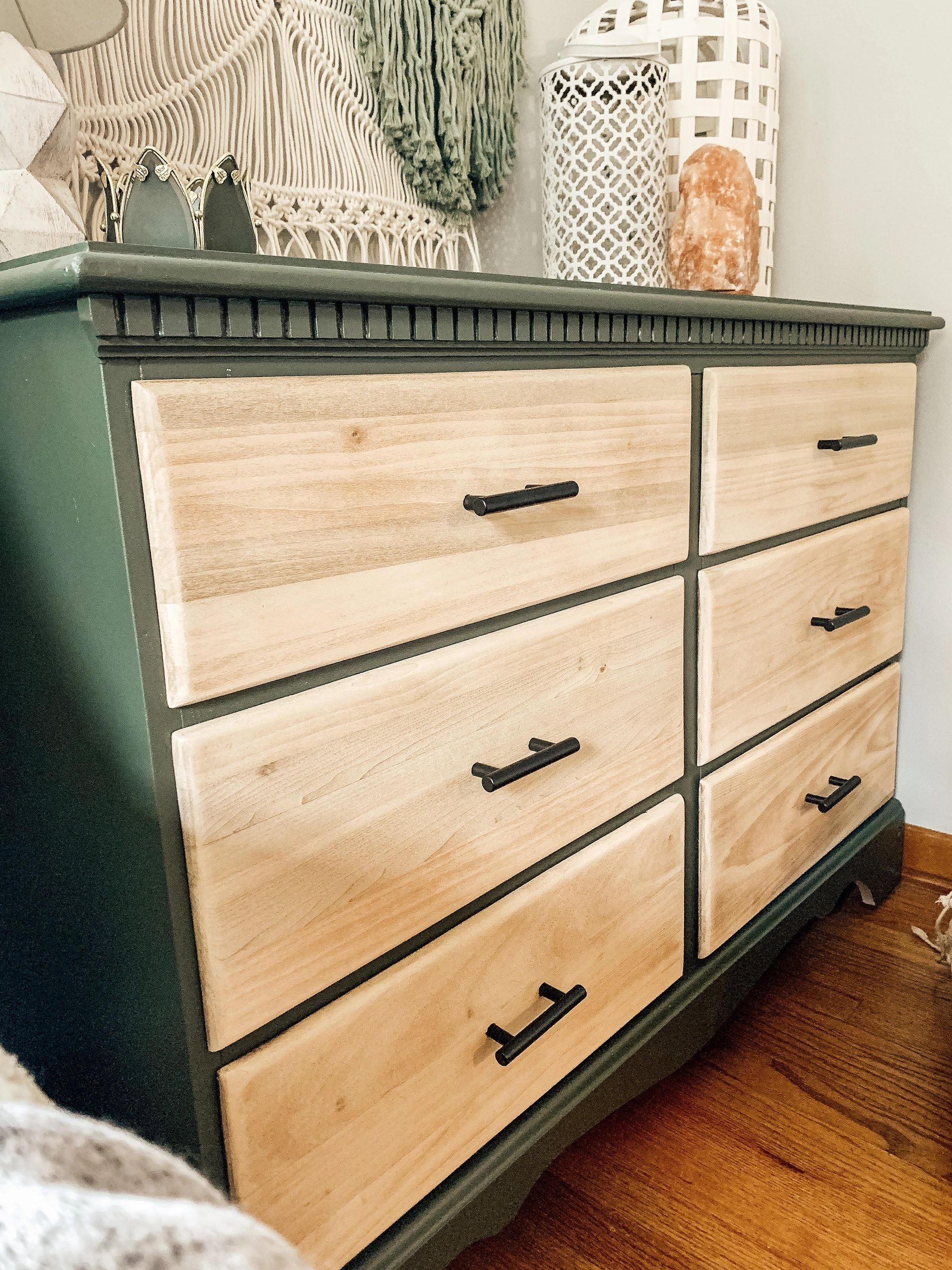 Two tone cheap wood dresser