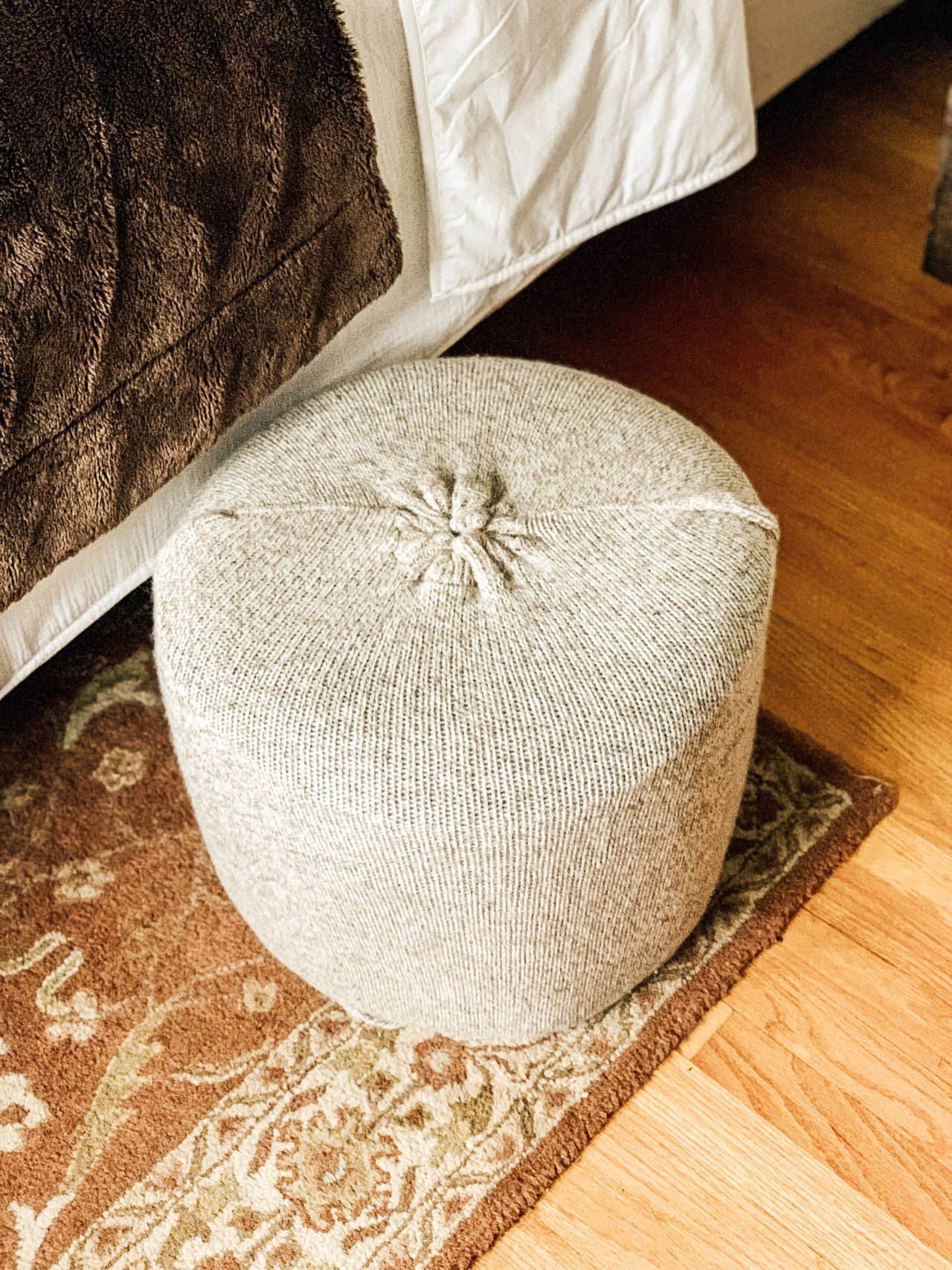 Come ti cambio il pouf antico! / DIY pouf modernize