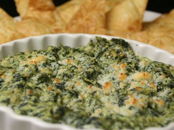 Spinach dip with a mix of shredded and cream cheese