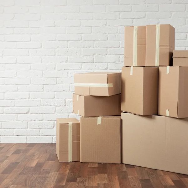 student moving, removal