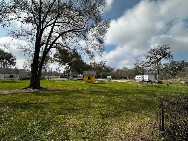 RV Park at 2 J's Farm photo 3