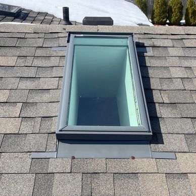Skylight. Roofing. LAD SERVICES