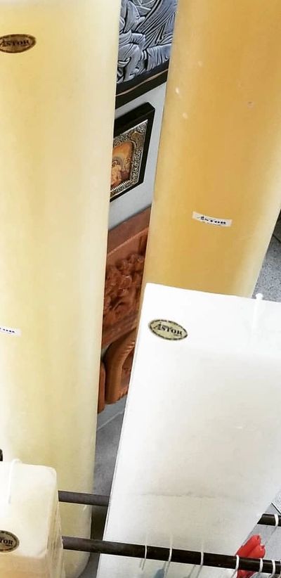 candles pillars