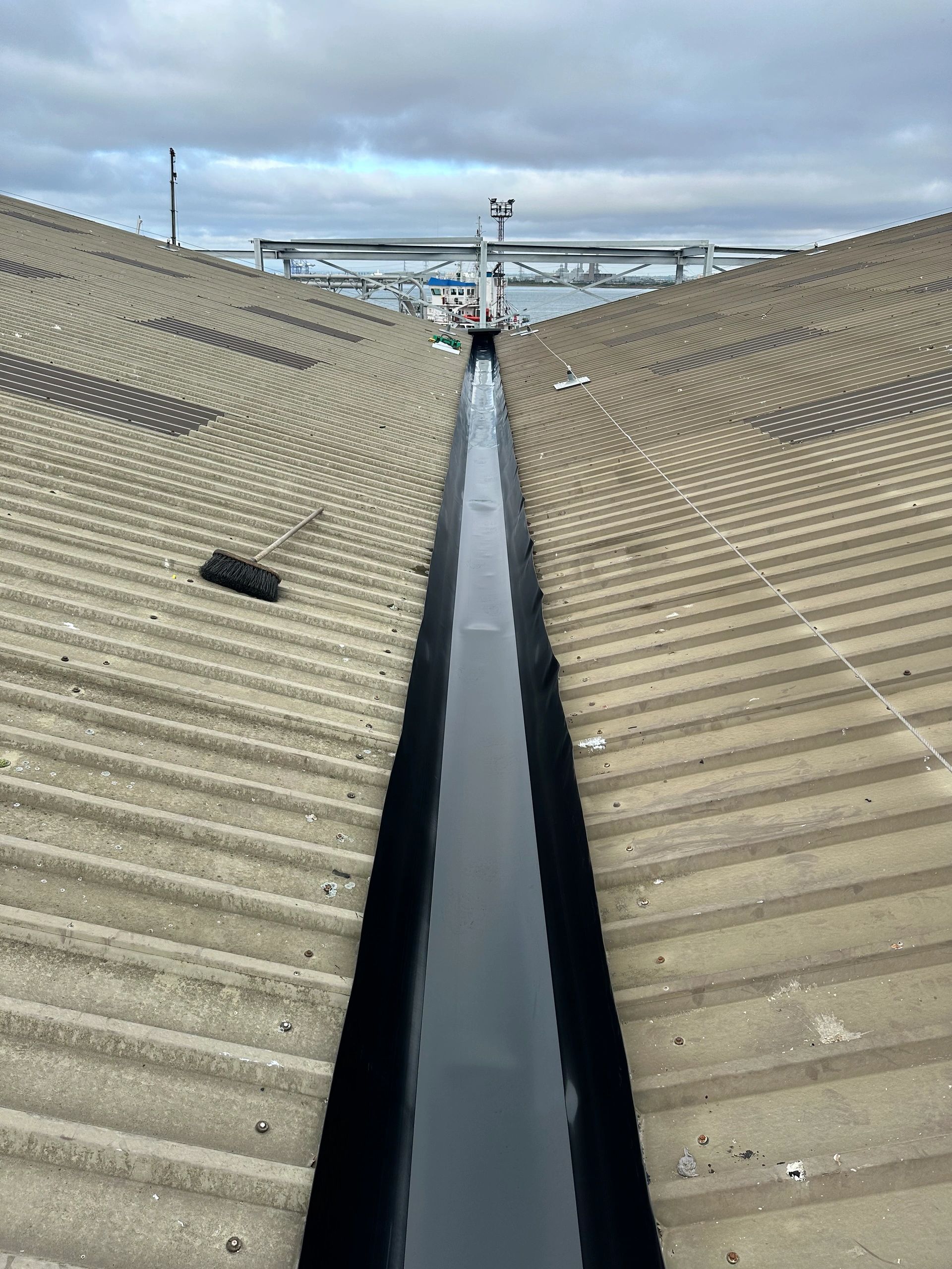 METAL VALLEY GUTTER
CONCRETE VALLEY GUTTER
ASBESTOS VALLEY GUTTER
RUBBER LINER
RUBBER LINING