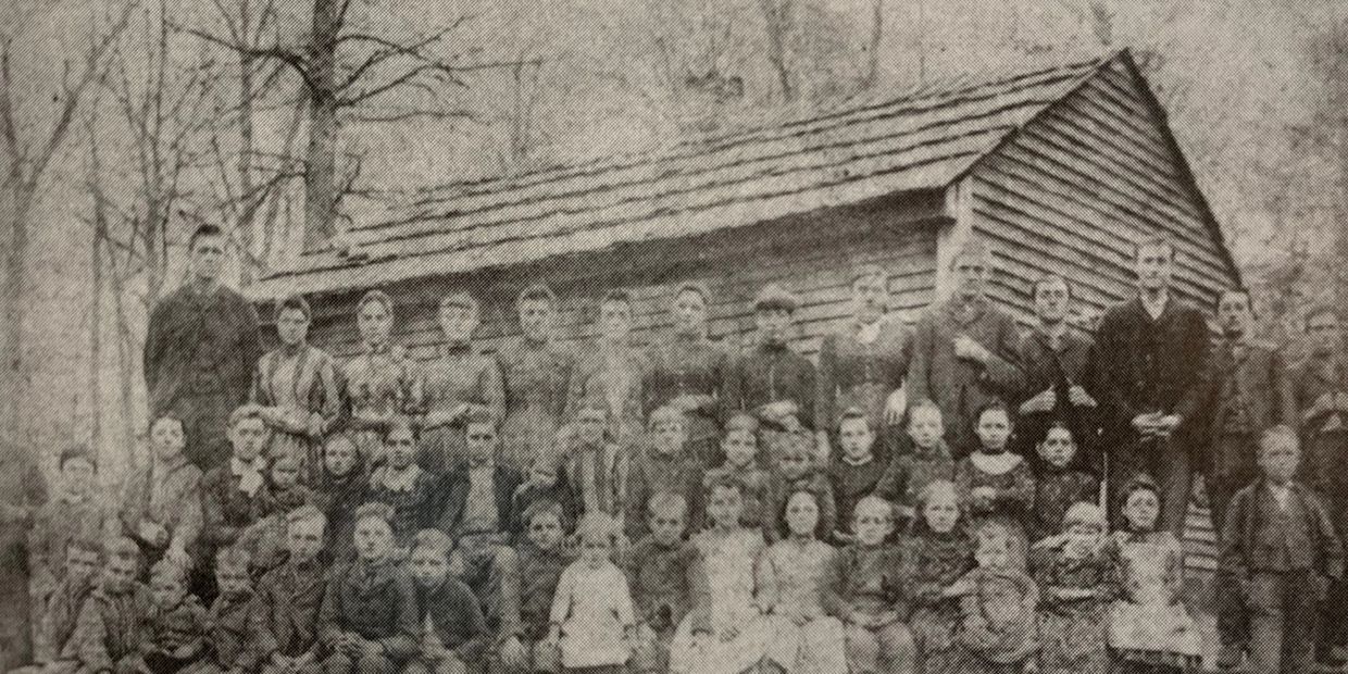Class photo at Easton School in Easton, Kentucky. Early 1900's.