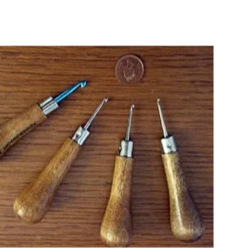 An indispensable rug hooking tool